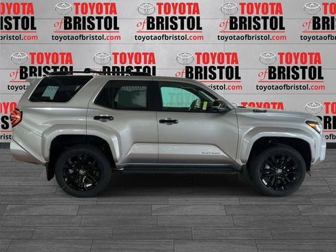 New 2026 Toyota 4Runner 4WD image 2