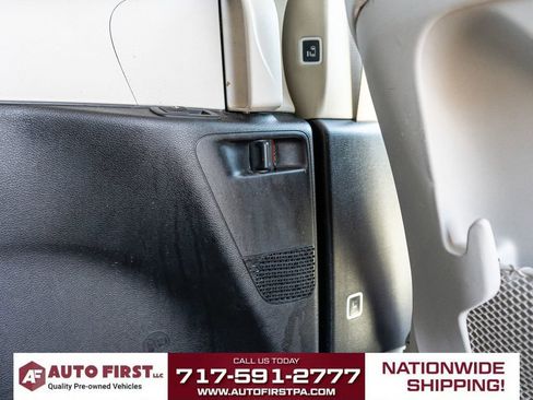 Used 2021 Chrysler Pacifica Touring-L image 20