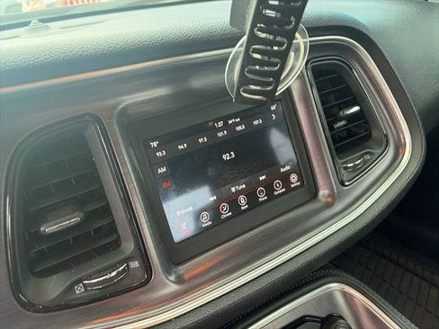 Used 2018 Dodge Challenger SXT RWD image 13