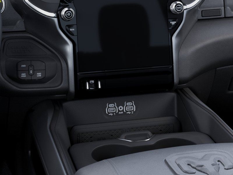 New 2025 RAM 3500 Laramie AWD/4WD image 25