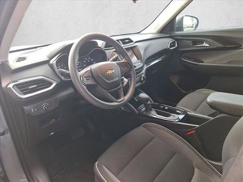Used 2021 Chevrolet TrailBlazer LS image 9
