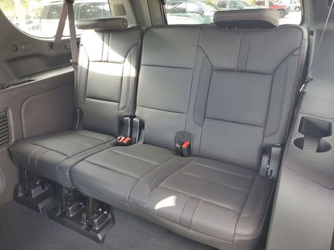 New 2026 Chevrolet Suburban RST w/ RST Capability Package AWD/4WD image 12