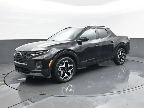 Used 2024 Hyundai Santa Cruz Limited AWD/4WD image 2