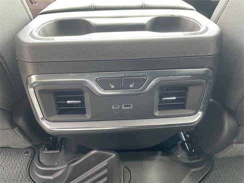 New 2026 GMC Sierra 2500 Denali w/ Denali Reserve Package image 18