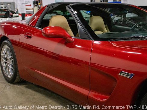 Used 1999 Chevrolet Corvette Coupe w/ Memory Pkg image 25