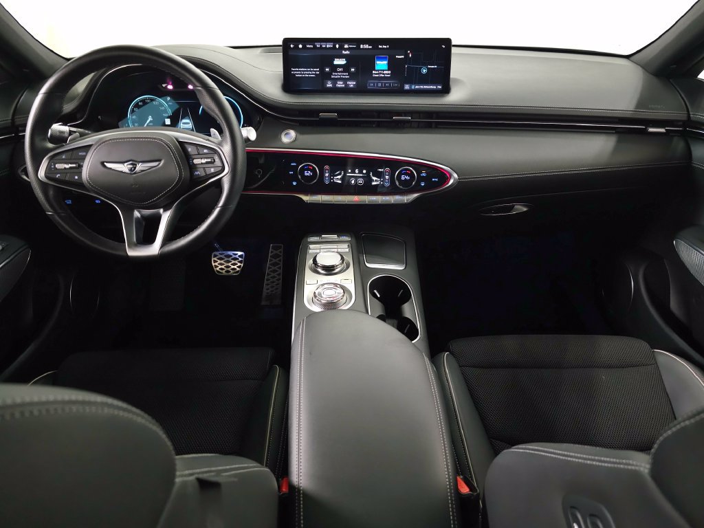 Used 2024 Genesis GV70 2.5T w/ Sport Prestige Package AWD/4WD image 15