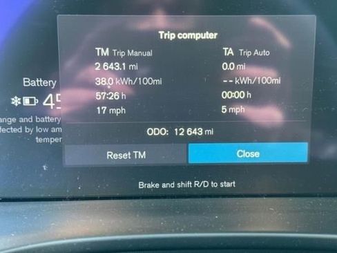 Used 2023 Volvo XC40 Recharge Ultimate w/ Protection Package Premier image 8