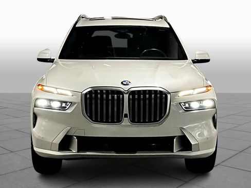Used 2024 BMW X7 xDrive40i AWD/4WD image 4