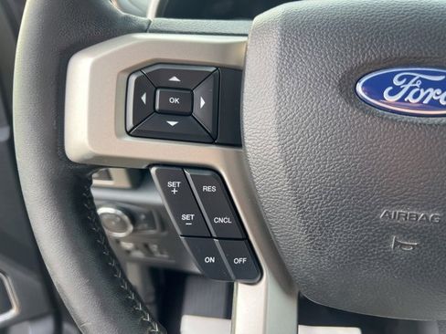 Certified 2019 Ford F150 Lariat w/ Equipment Group 502A Luxury image 10