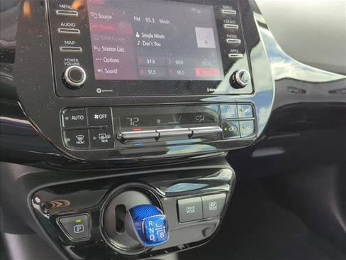 Used 2021 Toyota Prius XLE image 21