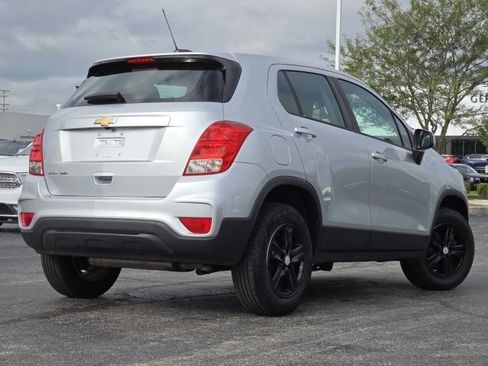 Used 2018 Chevrolet Trax LS image 9