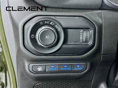 Used 2023 Jeep Wrangler Unlimited Sahara w/ Cold Weather Group image 12