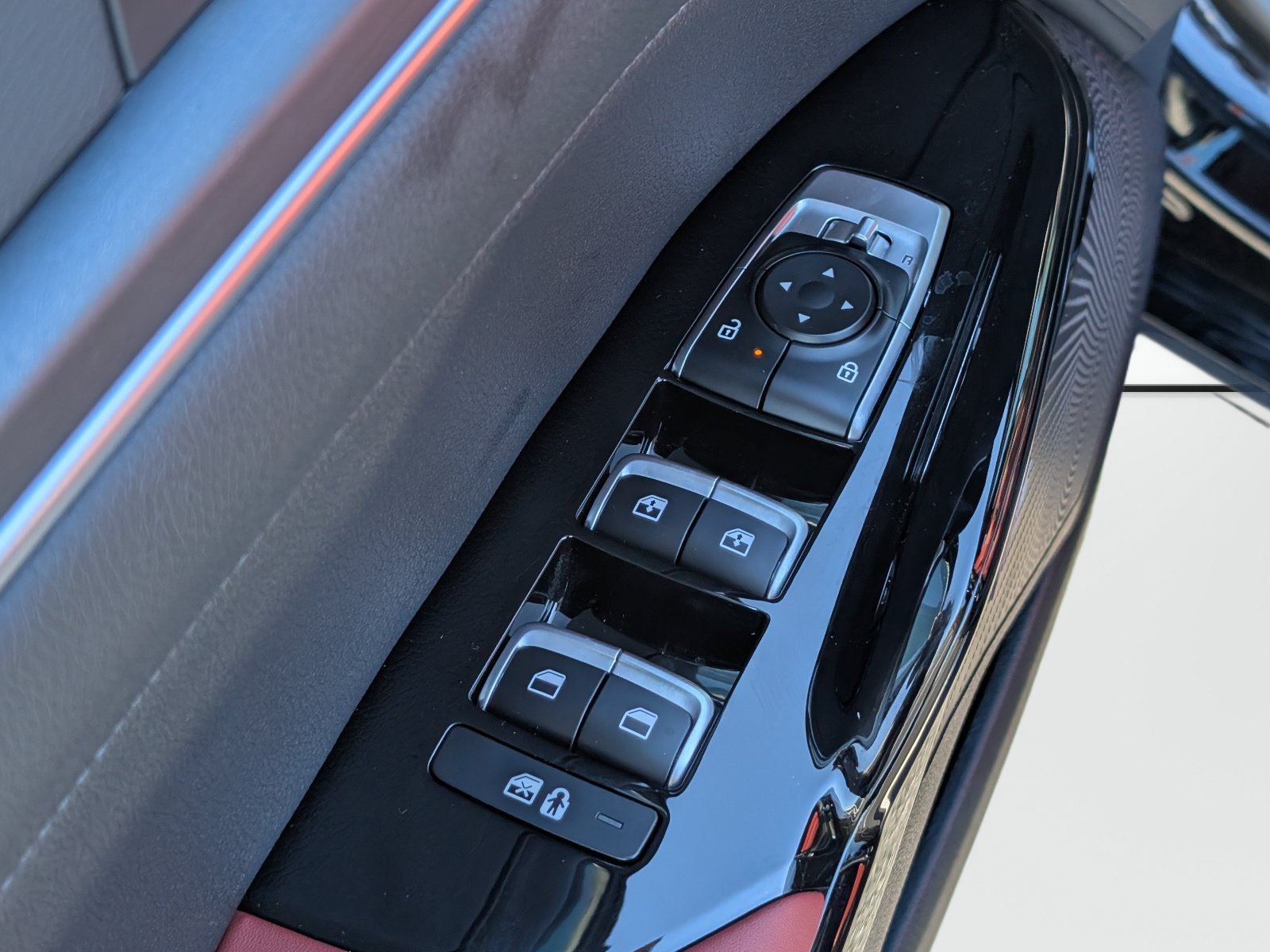 New 2027 Kia K5 GT-Line FWD image 15