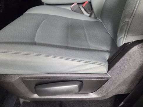 Used 2019 RAM 1500 Express RWD image 13