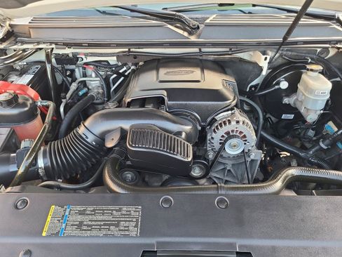 Used 2009 Chevrolet Tahoe LTZ RWD image 26