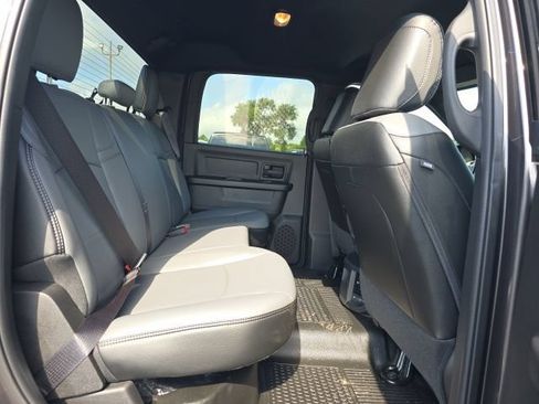 New 2024 RAM 3500 Tradesman w/ Chrome Appearance Group AWD/4WD image 26