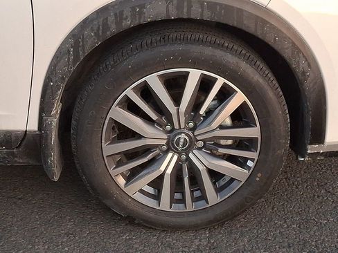 Certified 2024 Nissan Kicks SV image 8