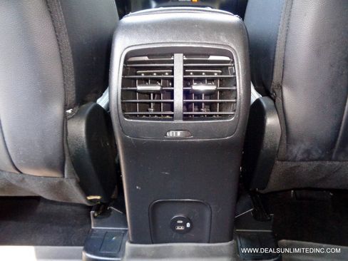 Used 2021 Ford Escape SEL AWD/4WD image 17
