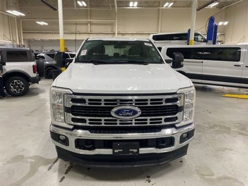 Used 2024 Ford F250 XLT w/ FX4 Off-Road Package image 9