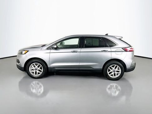 Used 2022 Ford Edge SEL image 4