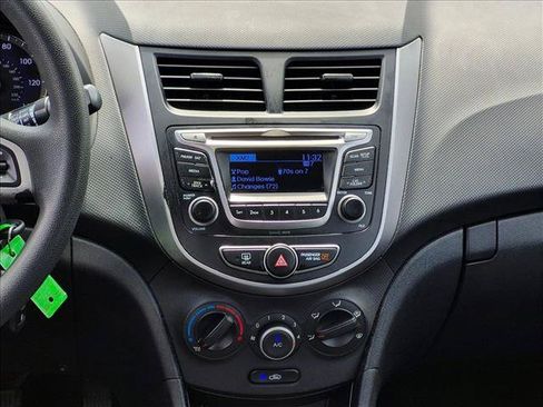 Used 2015 Hyundai Accent GS FWD image 13