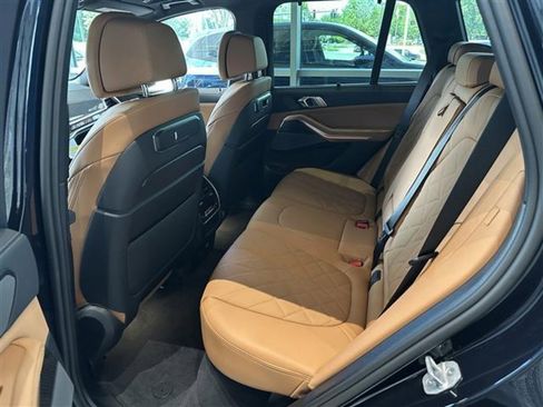 New 2026 BMW X5 M60i image 13
