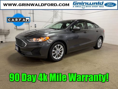Used 2020 Ford Fusion SE FWD image 1