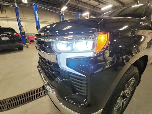 Certified 2024 Chevrolet Silverado 1500 LT AWD/4WD image 29