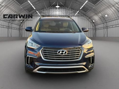 Used 2018 Hyundai Santa Fe SE FWD image 4