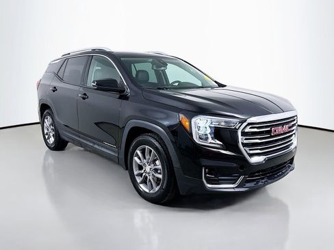 Used 2024 GMC Terrain SLT image 1