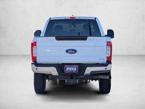 Used 2017 Ford F250 XLT w/ XLT Value Package image 7