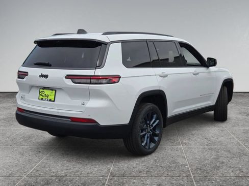 New 2026 Jeep Grand Cherokee L Limited AWD/4WD image 5