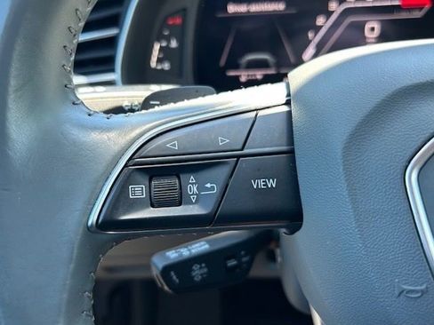 Used 2019 Audi Q8 Prestige w/ Luxury Package AWD/4WD image 29