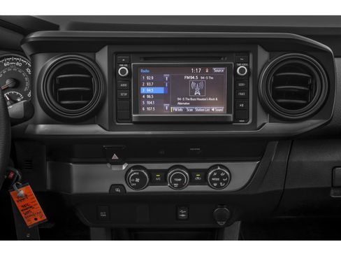 Used 2019 Toyota Tacoma TRD Off-Road AWD/4WD image 10