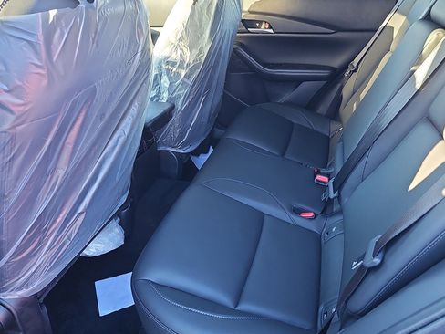 New 2025 MAZDA CX-30 AWD 2.5 S w/ Select Sport Pkg image 15