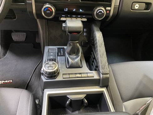 Used 2025 Toyota Tacoma TRD Off-Road image 44