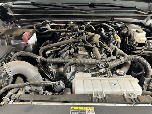 Used 2025 Toyota Tacoma TRD Sport RWD image 11