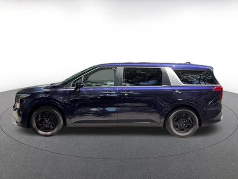 Used 2026 Kia Carnival FWD image 9