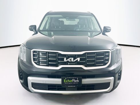 Used 2025 Kia Telluride S image 2
