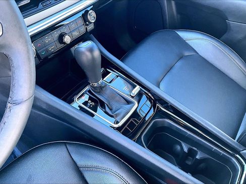 Used 2024 Jeep Compass Limited image 19