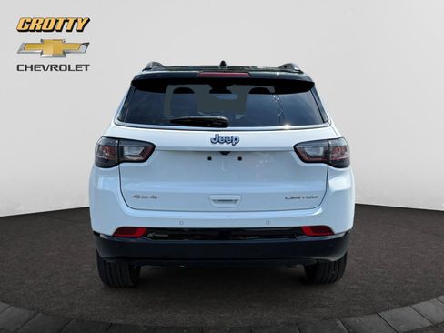 Used 2025 Jeep Compass Limited w/ Elite Group AWD/4WD image 4