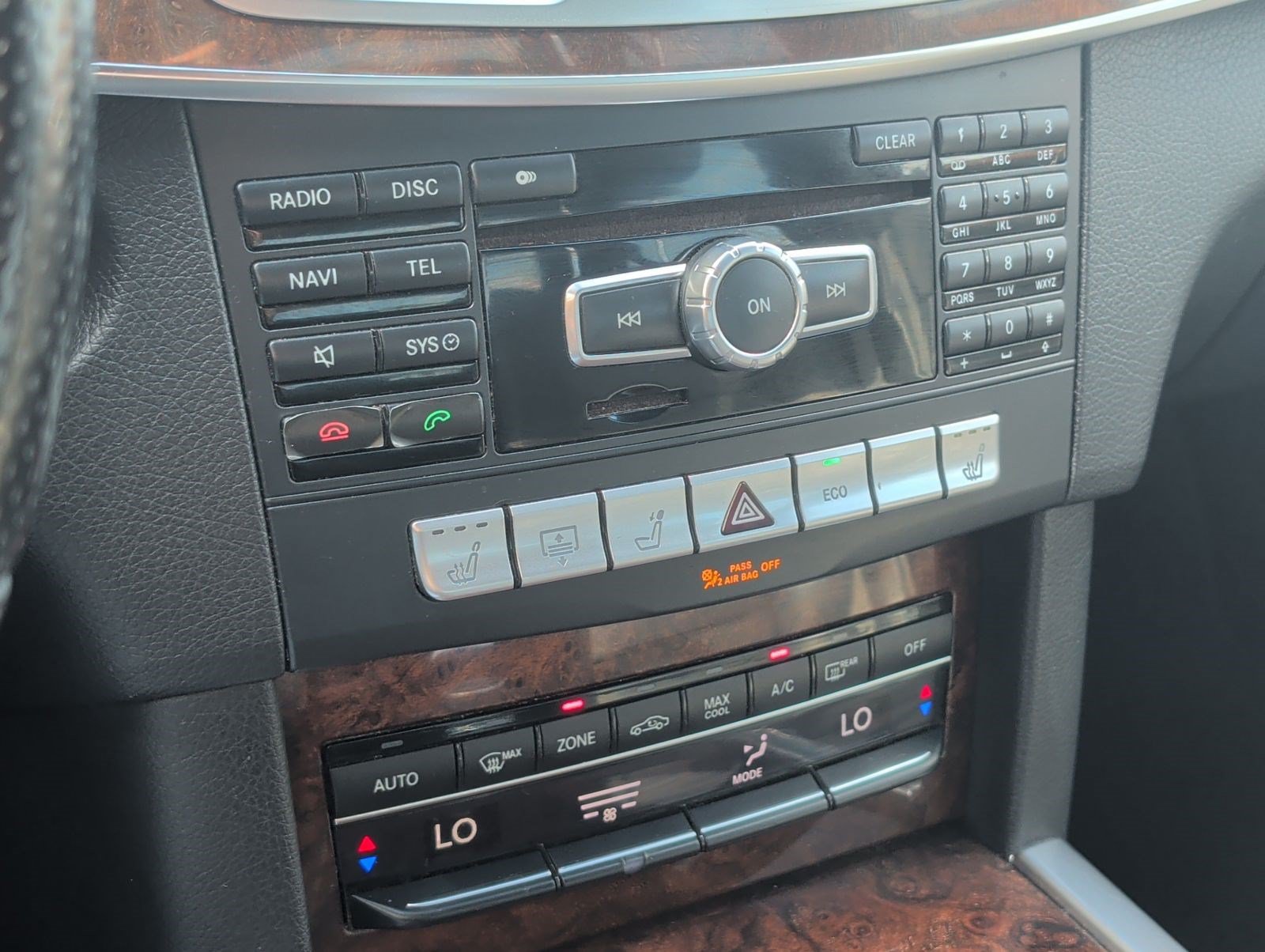 Used 2014 Mercedes-Benz E 350 Sedan image 18