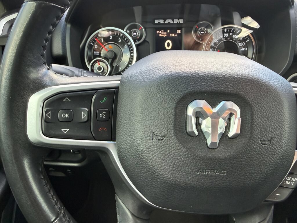 Used 2020 RAM 1500 Big Horn RWD image 15