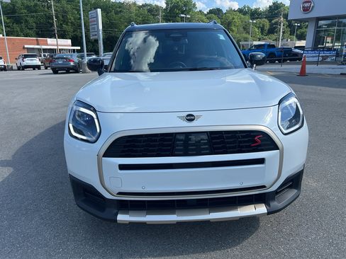 Used 2025 MINI Cooper Countryman S AWD/4WD image 2