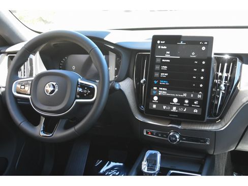 New 2026 Volvo XC60 B5 Plus w/ Protection Package Premier AWD/4WD image 16