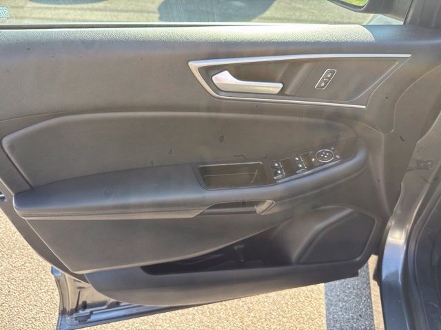 Used 2017 Ford Edge SEL w/ Equipment Group 201A FWD image 14