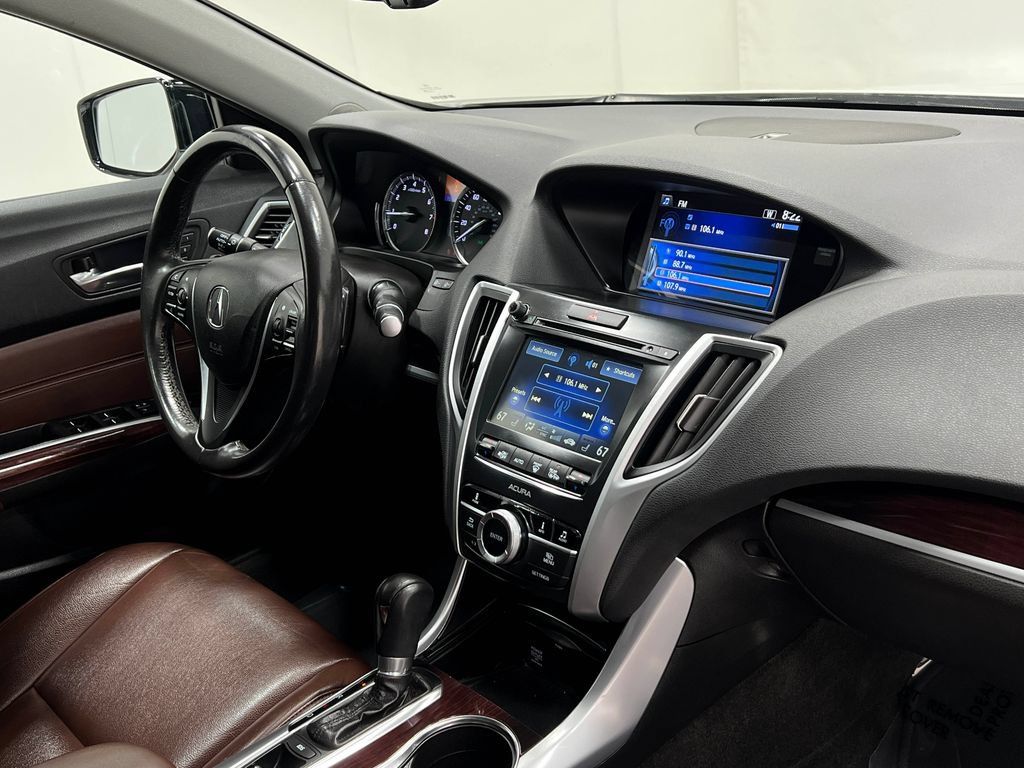Used 2016 Acura TLX FWD image 20