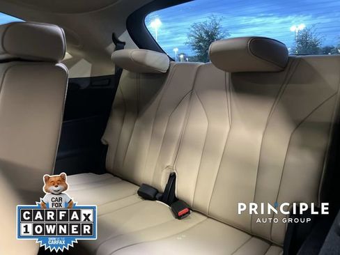 Used 2025 Acura MDX w/ Technology Package image 28