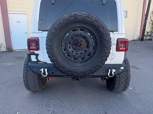Used 2018 Jeep Wrangler Unlimited Sport S image 4