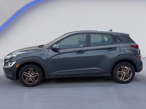Used 2022 Hyundai Kona SE FWD image 3